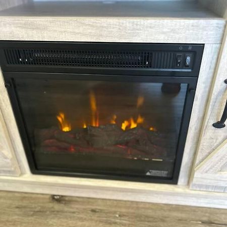 דטרויט Modern Loft!/Free Parking/Long Stay Friendly! מראה חיצוני תמונה