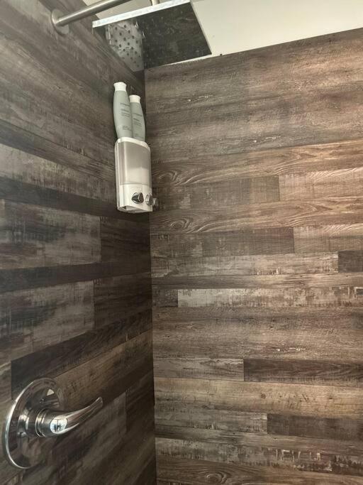 דטרויט Modern Loft!/Free Parking/Long Stay Friendly! מראה חיצוני תמונה