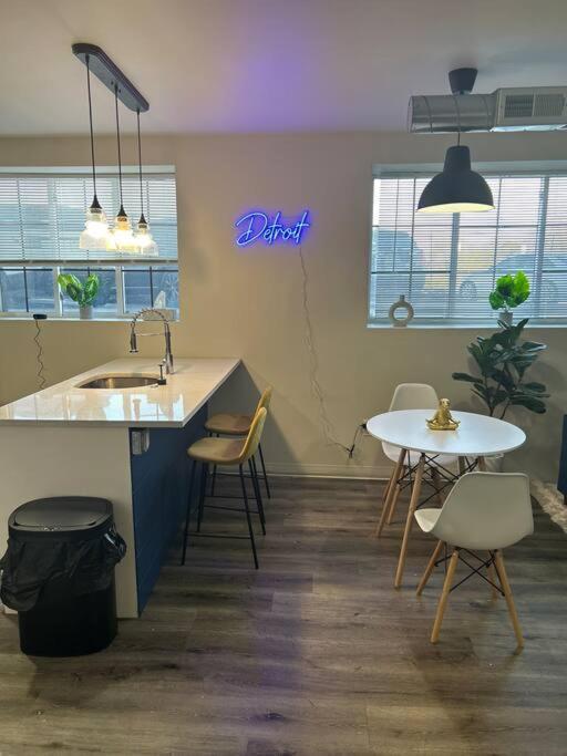 דטרויט Modern Loft!/Free Parking/Long Stay Friendly! מראה חיצוני תמונה