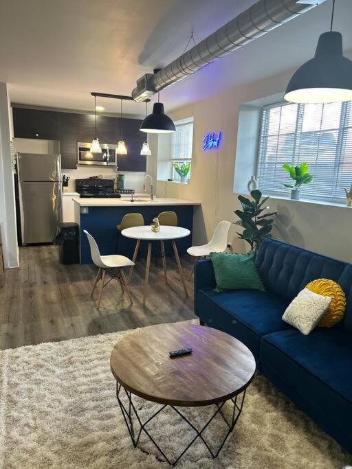 דטרויט Modern Loft!/Free Parking/Long Stay Friendly! מראה חיצוני תמונה